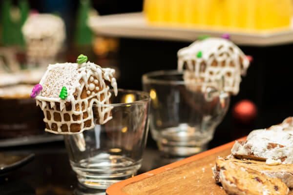 Christmas Menu - mini ginger bread houses